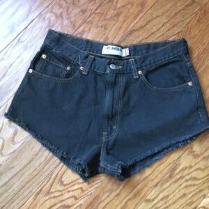 Levi’s black relax fit jean shorts. Frayed LN